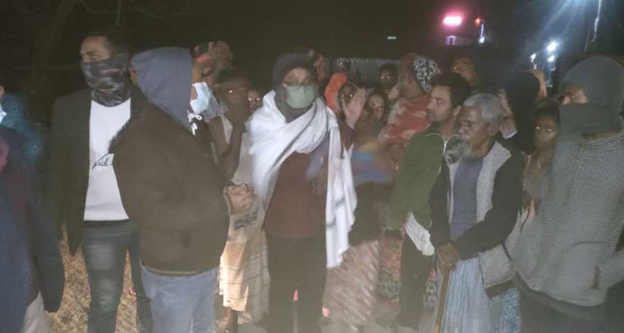 নেত্রকোনায় কম্বল বিতরণ