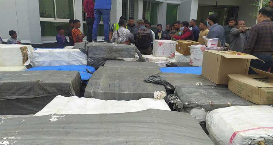 শুল্ক ফাঁকি দেওয়া ২ কোটি টাকার ভারতীয় প্রসাধনী জব্দ