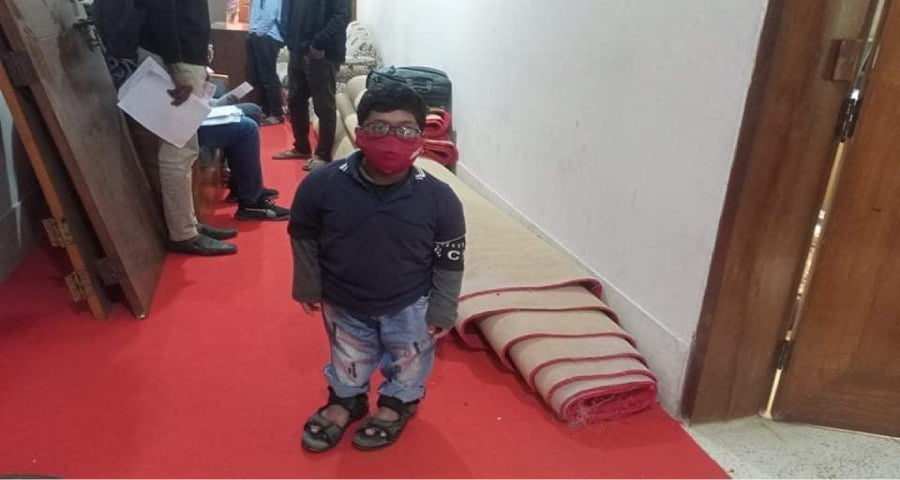 শারীরিক প্রতিবন্ধকতা জয় করে নজরুল বিশ্ববিদ্যালয়ে ভর্তি হলেন জিহাদ