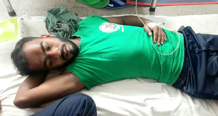 নজরুল বিশ্ববিদ্যালয় ছাত্রকে রোলিং চেয়ার ঘুরিয়ে নির্যাতন