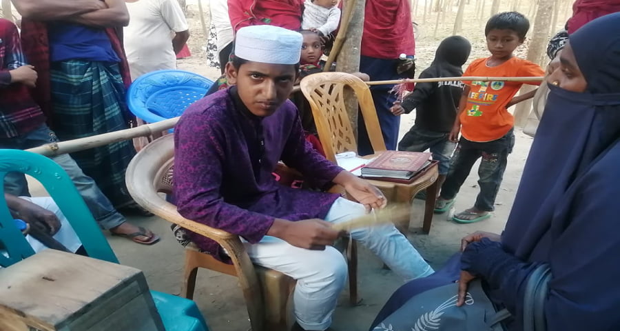 মৃগী রোগে বাঁধা থাকতো কিশোর, ৫ মাস পর নিজেই কবিরাজ