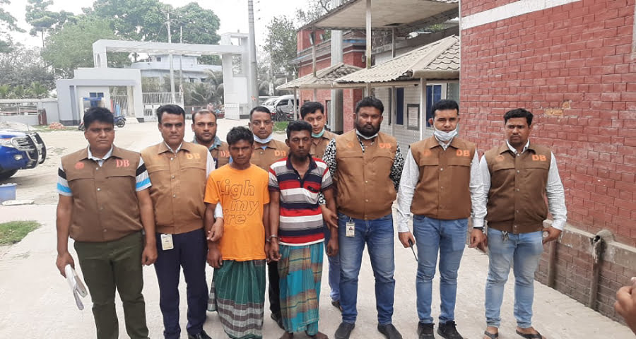 অটোরিকশা ছিনতাই করতে চালককে শ্বাসরোধে হত্যা, গ্রেপ্তার ২