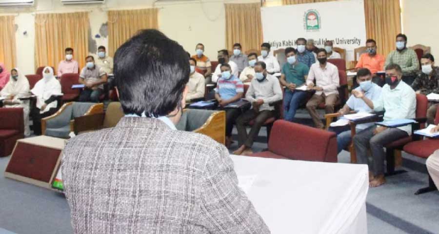 নজরুল বিশ্ববিদ্যালয়ে আইকিউএসি’র কর্মশালা