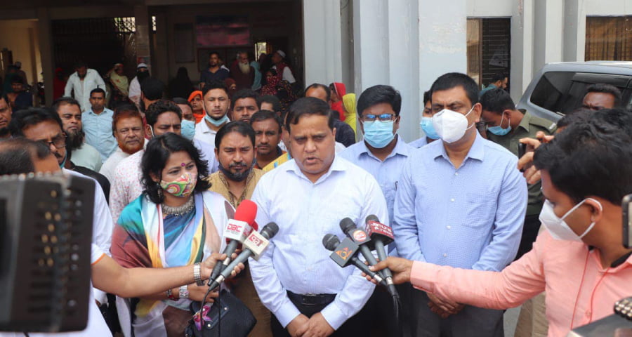 ময়মনসিংহে টিসিবি’র পণ্য বিক্রি কার্যক্রমের শুভ উদ্বোধন