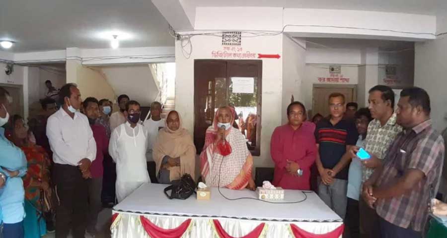 গণতন্ত্র আছে বলেই শেখ হাসিনা বারবার ক্ষমতায় আসছেন : মতিয়া চৌধুরী