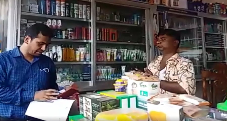 জামালপুরে গুদামঘর থেকে ৪৩৩০ লিটার সয়াবিন তেল জব্দ