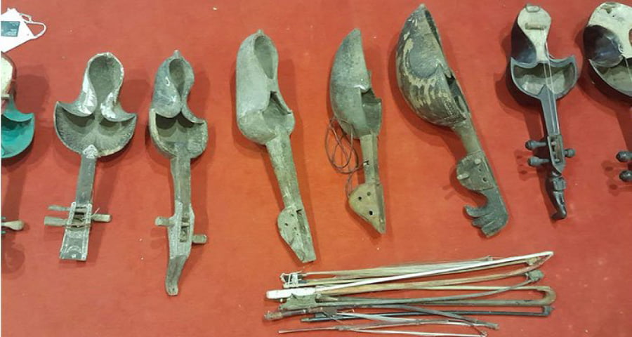 ময়মনসিংহে প্রাচীন সব সারিন্দা প্রদর্শনী