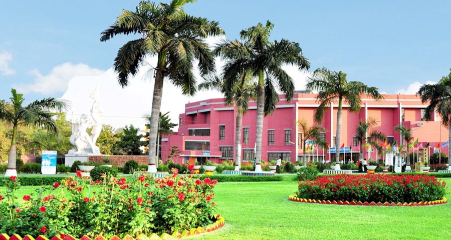 বাকৃবি ছাত্রলীগের সংঘর্ষের জেরে আহত ৫০, ক্লাস-পরীক্ষা বন্ধ