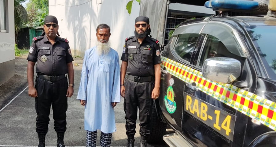 ডেকে নিয়ে শিশুকে ধর্ষণ, বাসচালক গ্রেফতার