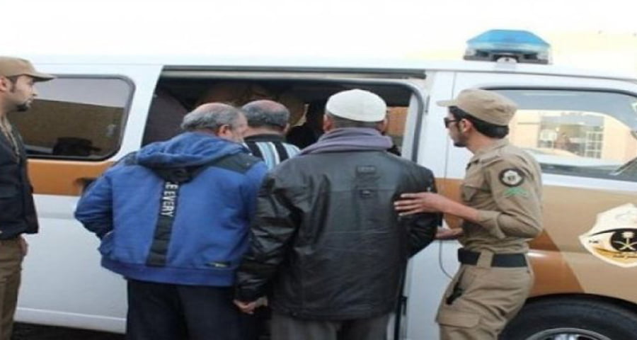 হজে গিয়ে ভিক্ষা করা মতিয়ার মেহেরপুরের শীর্ষ সন্ত্রাসী!