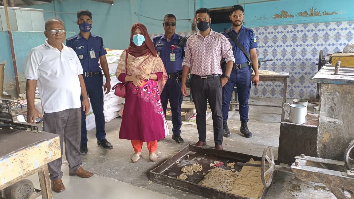 ময়মনসিংহে বেকারিকে ৫০ হাজার টাকা জরিমানা