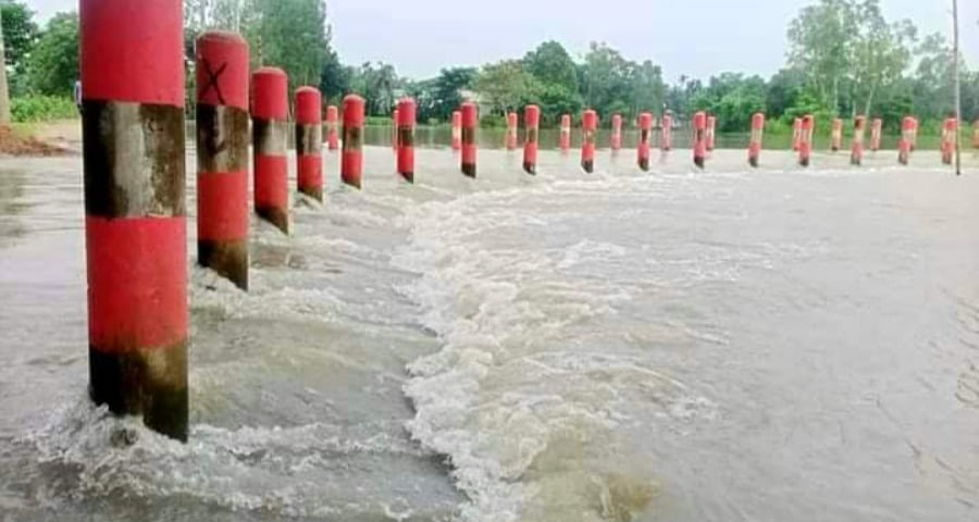 জামালপুরে বেড়েই চলছে পানি, প্লাবিত হচ্ছে নতুন নতুন এলাকা