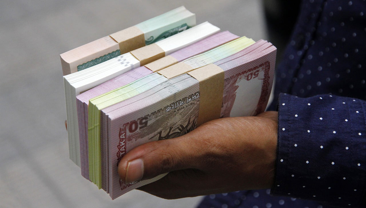 পাচার করা টাকা বৈধ করার ঘোষণা