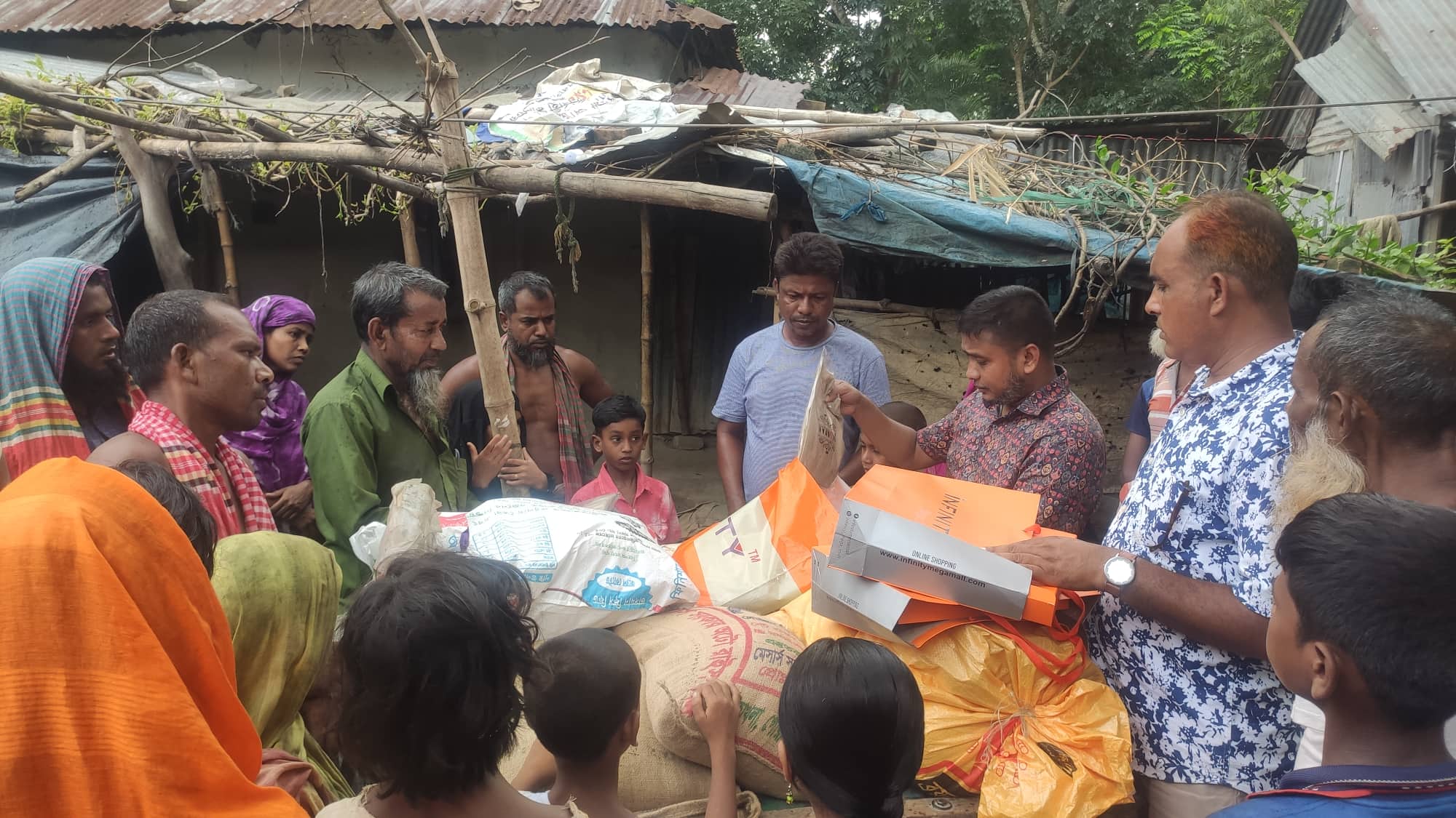 নবজাতকের বাড়িতে কি পাঠালেন নাম প্রকাশে অনিচ্ছুক সেই ব্যক্তি