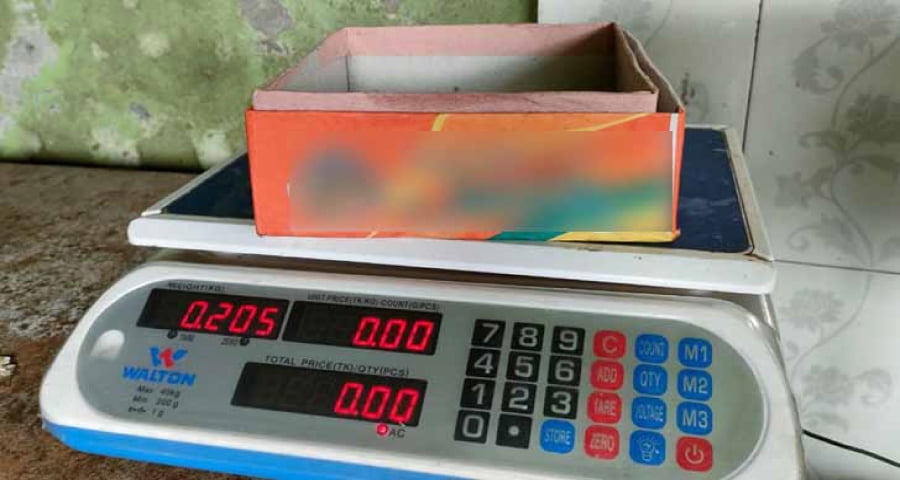 ত্রিশালে মিষ্টির প্যাকেটের ওজনই ২০৫ গ্রাম