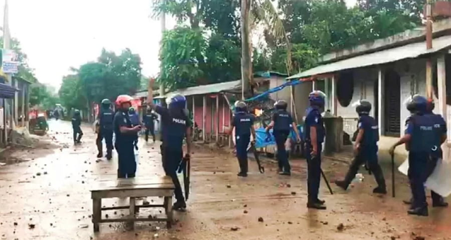 পাকুন্দিয়ায় পুলিশ ও বিএনপির নেতা-কর্মীদের মধ্যে সংঘর্ষ