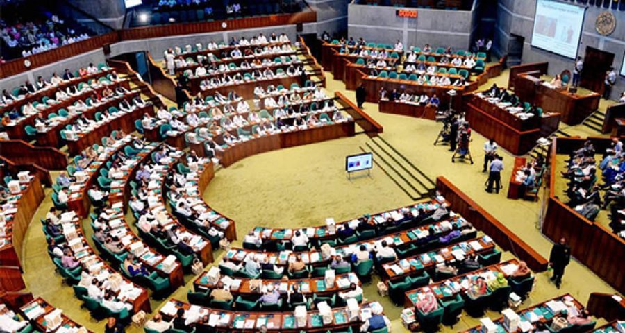 সবাইকে পেনশনের আওতায় আনতে সংসদে বিল পাস