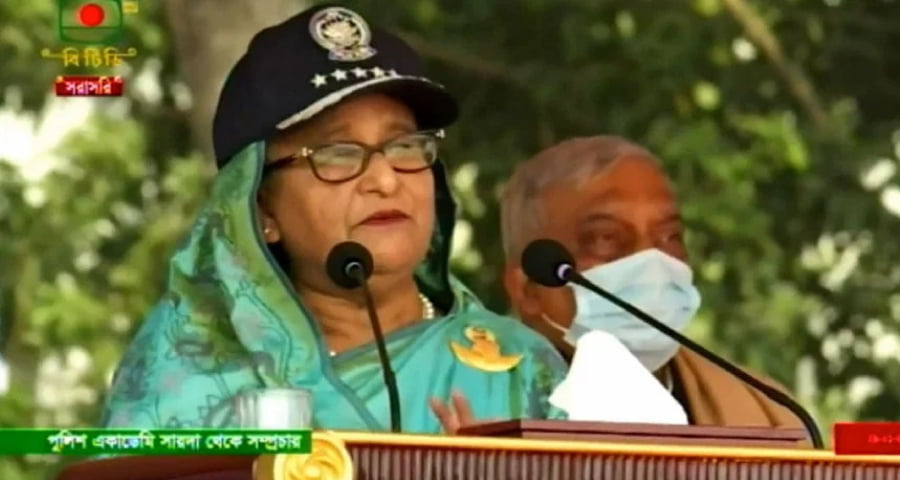 আমাদের দেশ যেন আর কোনোদিন পিছিয়ে না পড়ে : প্রধানমন্ত্রী