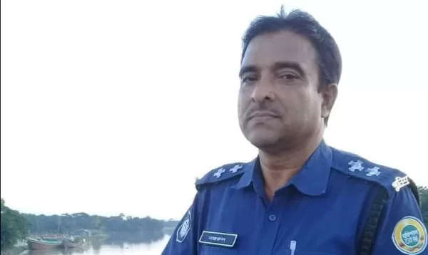 বাসচাপায় ওসি নিহত