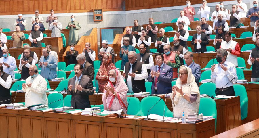 সিদ্দিকবাজার-বঙ্গবাজারের ঘটনায় সংসদে শোক