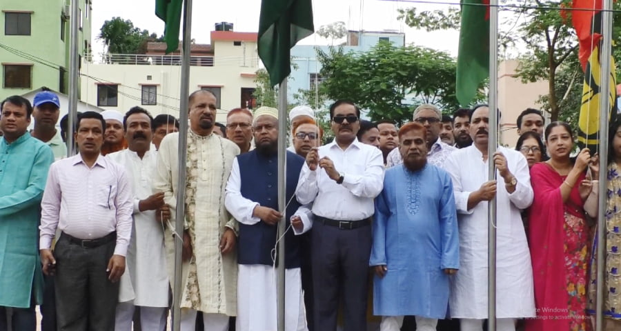 প্রধানমন্ত্রী শেখ হাসিনার ৪৩ তম স্বদেশ প্রত্যাবর্তন দিবস উপলক্ষে জামালপুরে জাতীয় ও দলীয় পতাকা উত্তোলন
