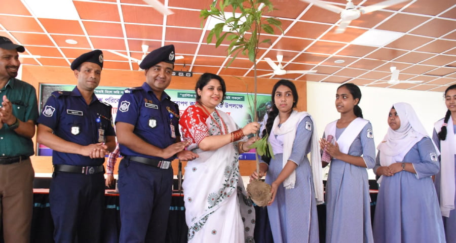 পরিবেশ দিবসে শেরপুরে পাঁচ হাজার বৃক্ষরোপণ করছে পুনাক