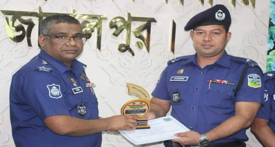 জামালপুর জেলা পুলিশের শ্রেষ্ঠ অফিসার ইনচার্জ হলেন সদর থানার কাজী শাহ নেওয়াজ ইমন