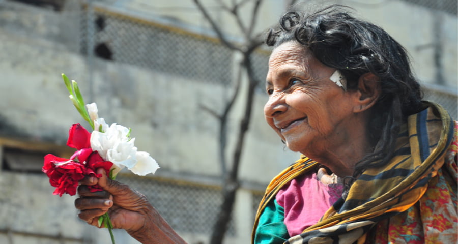 দেশে গড় আয়ু এখন ৭২.৪ বছর