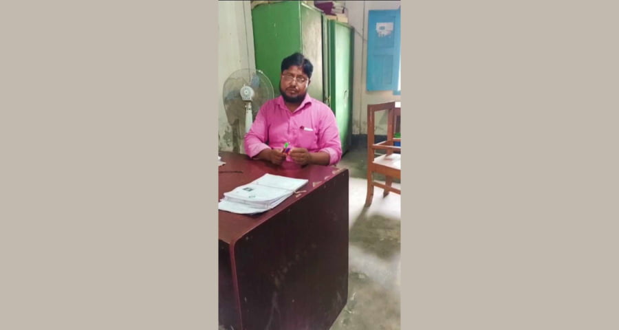 টাকা দিলেই মিলবে উপবৃত্তি আশ্বাসে শিক্ষার্থীদের টাকা আত্মসাৎ এর অভিযোগ