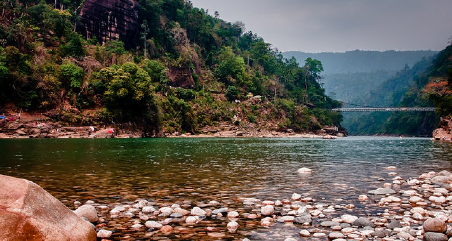 জাফলংয়ে খরস্রোতা ডাউকি নদীতে ডুবে পর্যটকের মৃত্যু