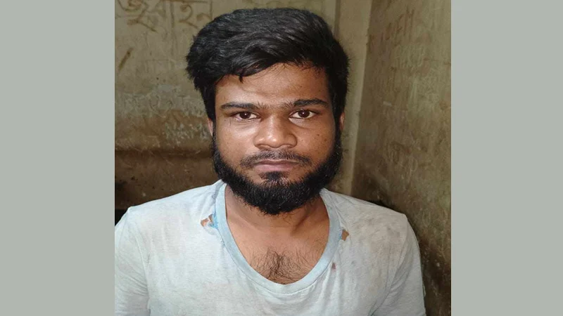 ‘তাড়াতাড়ি খানকা রোডে পুলিশ পাঠান, আমারে বাঁচান’, ৯৯৯ নম্বরে চোরের ফোন