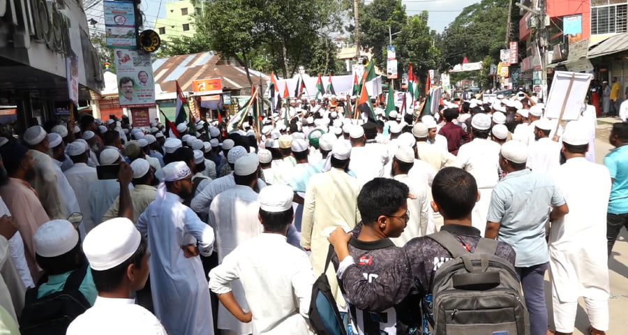 ফিলিস্তিনে নির্বিচারে গণহত্যার প্রতিবাদে জামালপুরে বিক্ষোভ মিছিল ও সমাবেশ অনুষ্ঠিত