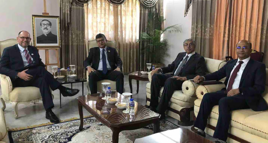 পররাষ্ট্রসচিবের সঙ্গে পিটার হাসের বৈঠক