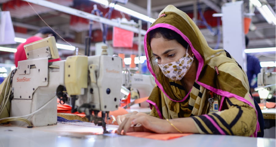যুক্তরাষ্ট্রে পোশাক রপ্তানি কমেছে ২৫ শতাংশ