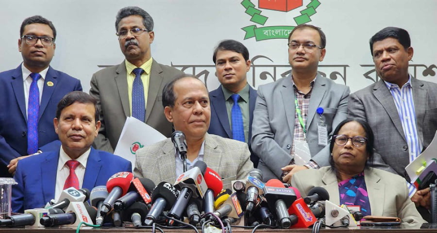 ৪০ শতাংশ ভোট পড়েছে, আরও বাড়তে পারে: সিইসি