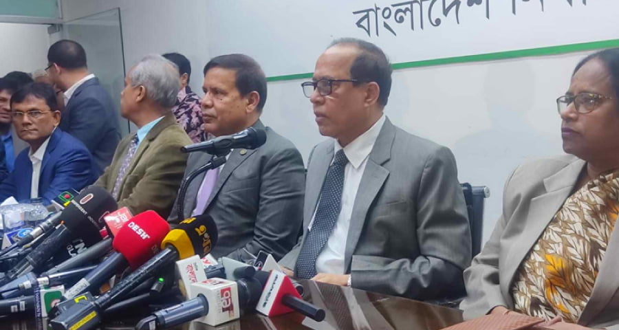 বিএনপি নির্বাচনে অংশগ্রহণ করলে খুশি হতাম: সিইসি