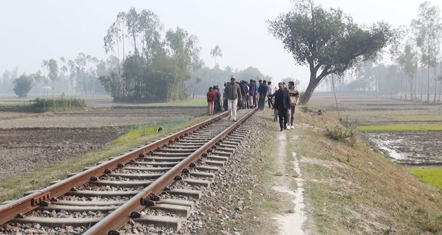 জামালপুরের মেলান্দহে ট্রেনে কাটা পড়ে দুই বন্ধুর মৃত্যু