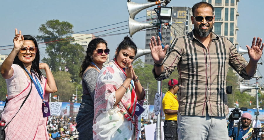 ইউসুফ পাঠানসহ যেসব তারকাকে প্রার্থী করল তৃণমূল