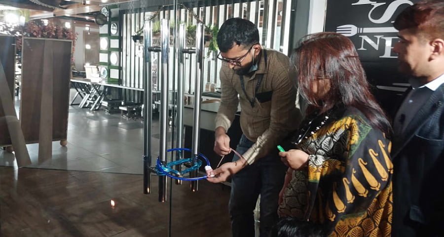 ধানমন্ডির গাওসিয়া টুইন পিক ভবনের ১২ রেস্তোরাঁ সিলগালা