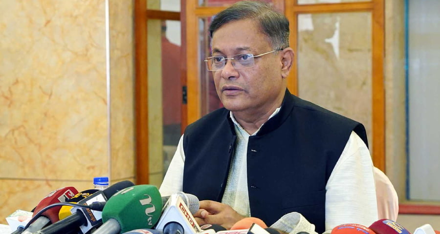 পণ্য বর্জনের ডাক দেয়া ব্যক্তিদের স্ত্রীরা ভারতীয় শাড়ি পরে: পররাষ্ট্রমন্ত্রী