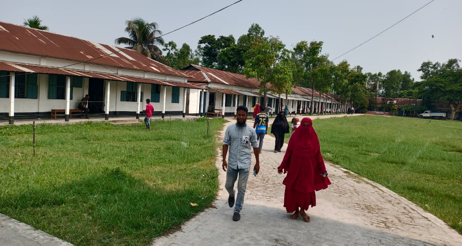 ময়মনসিংহের তিন উপজেলায় ভোট চলছে, ভোটার উপস্থিতি নগণ্য