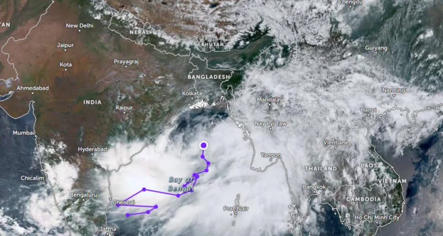 রাতেই মহাবিপদ সংকেত দেখানো হতে পারে: দুর্যোগ প্রতিমন্ত্রী