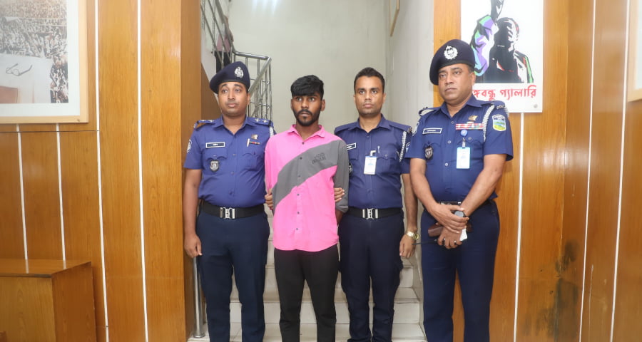 শেরপুরে ছুরিকাঘাতে গৃহকর্ত্রী হত্যা মামলার প্রধান আসামি গ্রেফতার