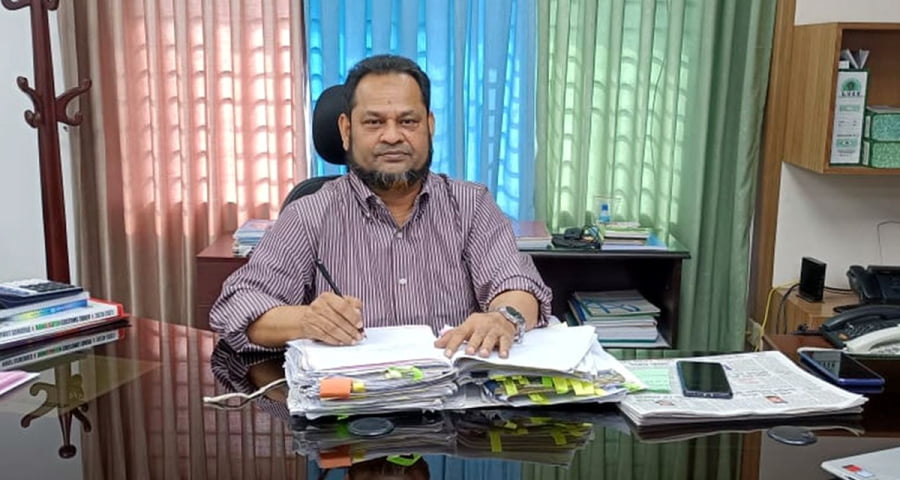 এবার কাস্টমস কমিশনারের বসুন্ধরার ৯ তলা বাড়ি ও দুই ফ্ল্যাট জব্দের আদেশ