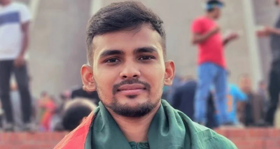 নিজের ছবি দিয়ে ব্যানার ও ফেস্টুন না বানানোর অনুরোধ আসিফ মাহমুদের