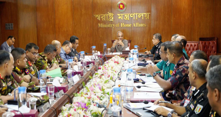 চাঁদাবাজি কঠোর হাতে দমন করা হবে : স্বরাষ্ট্র উপদেষ্টা