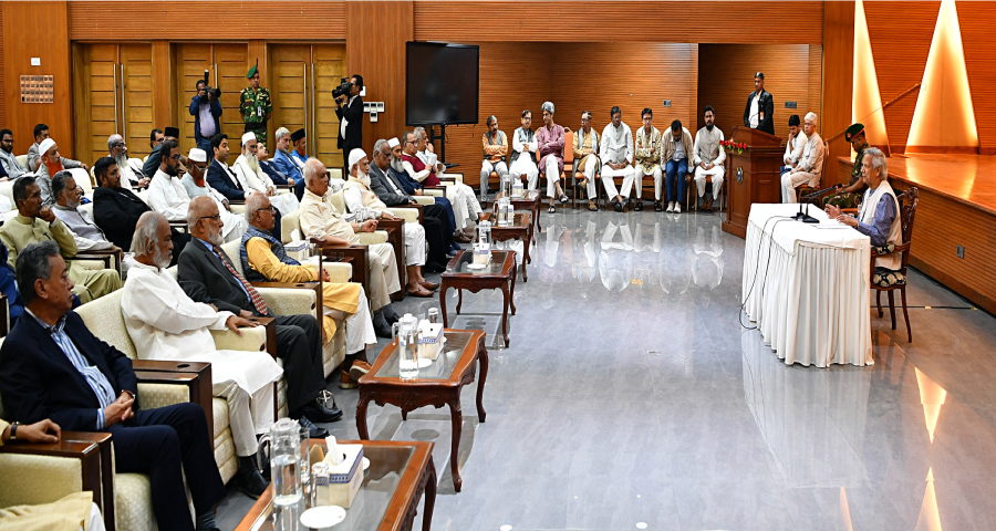 দেশকে নতুন করে অস্থির করার চেষ্টা চলছে : প্রধান উপদেষ্টা