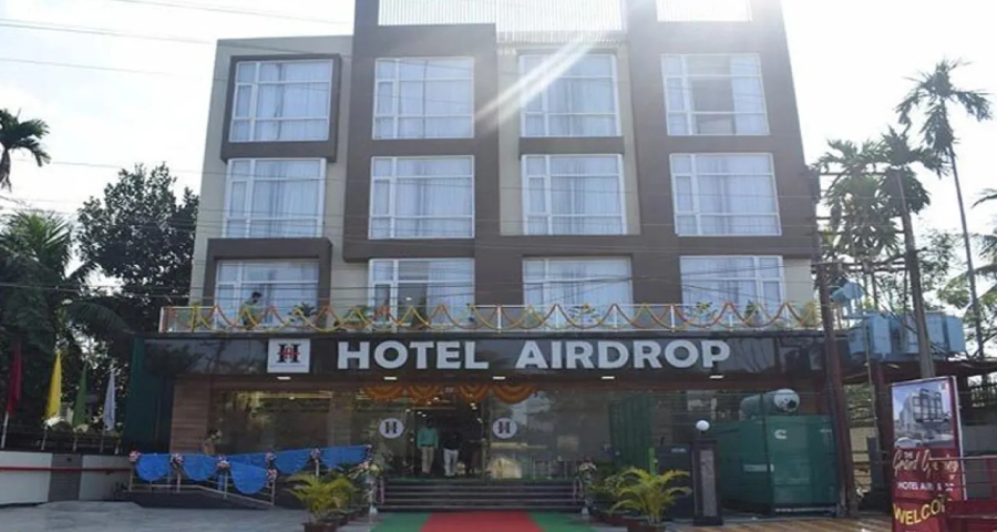 এবার বাংলাদেশিদের ওপর নিষেধাজ্ঞা প্রত্যাহার ত্রিপুরা হোটেল মালিকদের