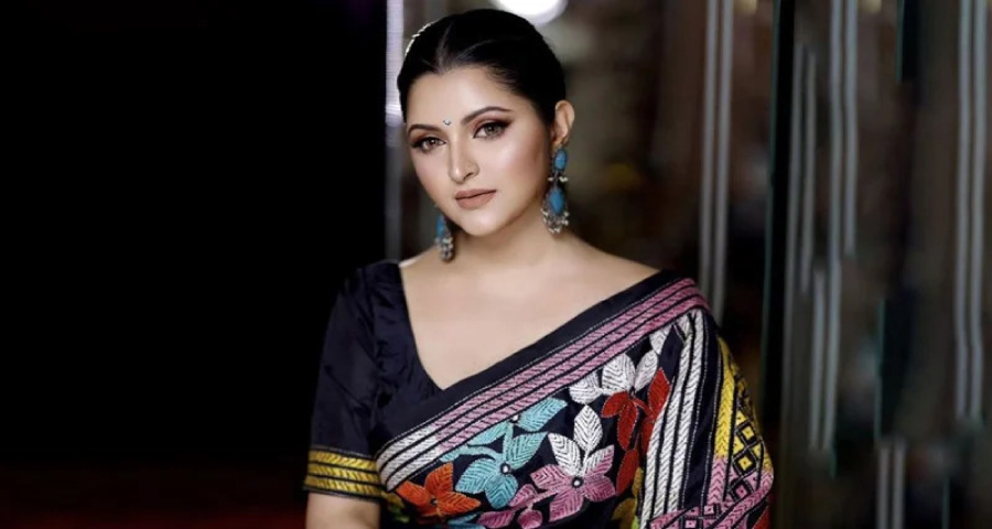 আত্মসমর্পণ করে জামিন পেলেন পরীমণি