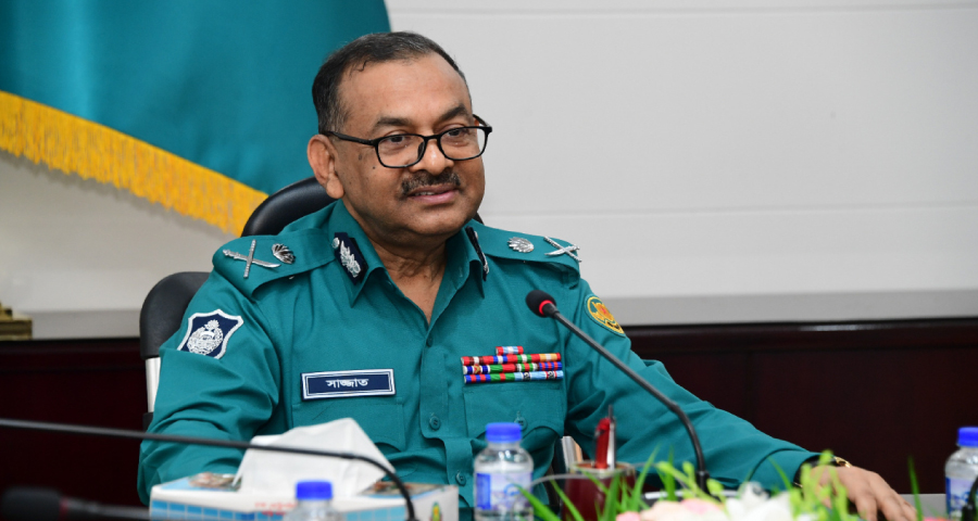 ফ্যাসিস্টের প্রতিকৃতিতে আগুন: শোভাযাত্রার আগেই সুখবর দেবে ডিএমপি